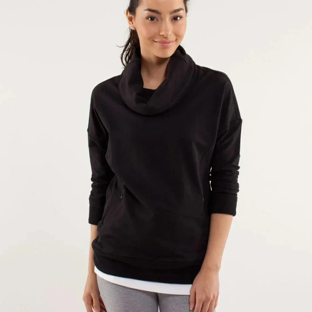 Lululemon Womens Size 4 Rest Day Pullover